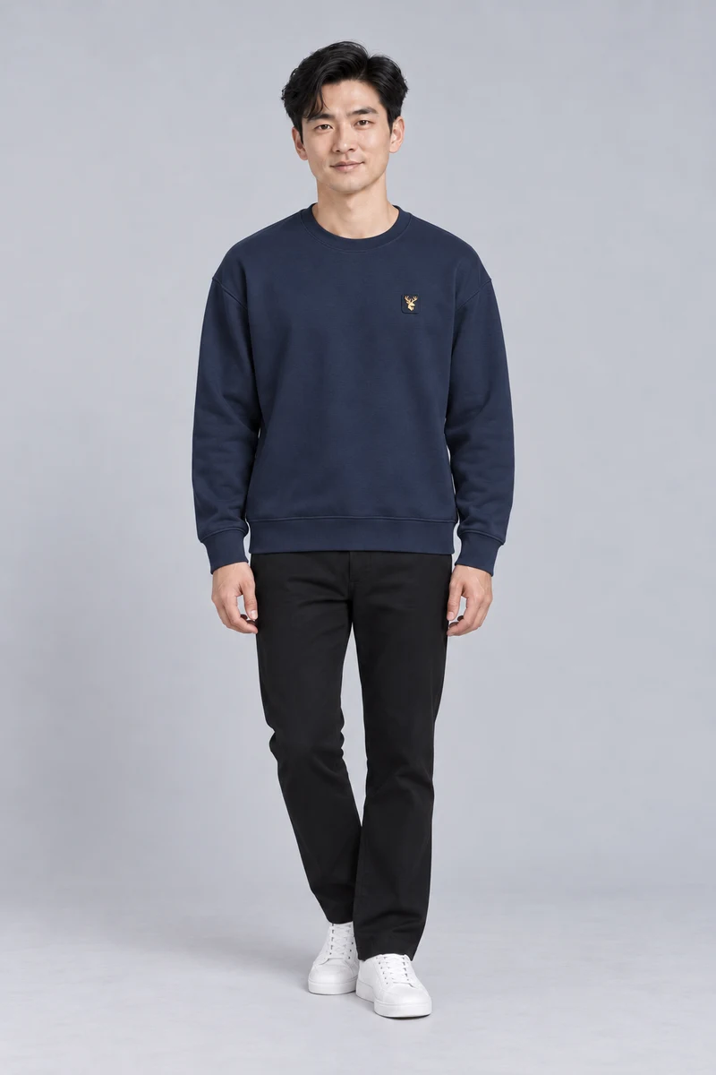 INTERVAL / 01 Men's Offset Crew Sweatshirt in Ink Navy, front view