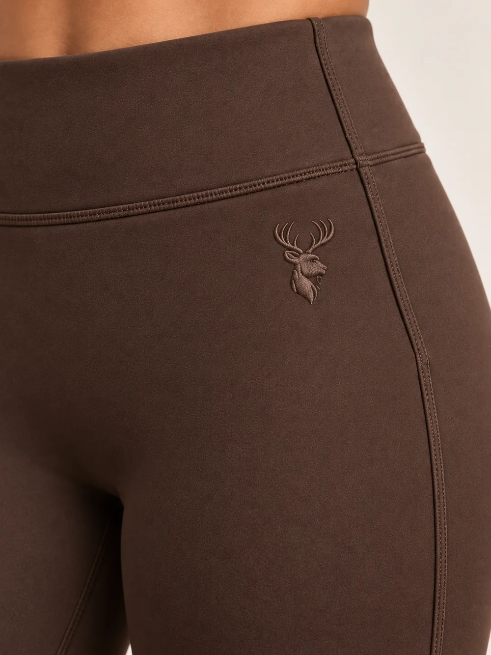 Women's Arc Flared Legging — Espresso, Detail view