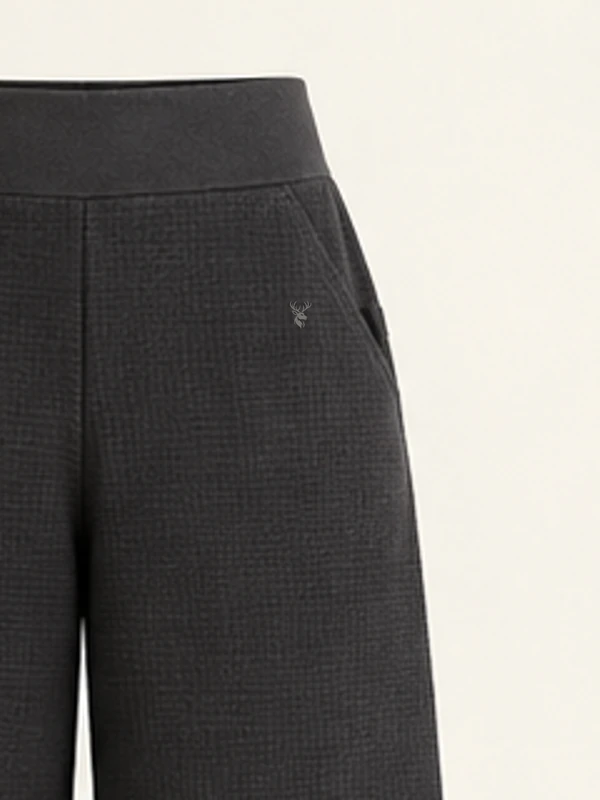 Mora Texture Culotte — Washed Black, Detail view