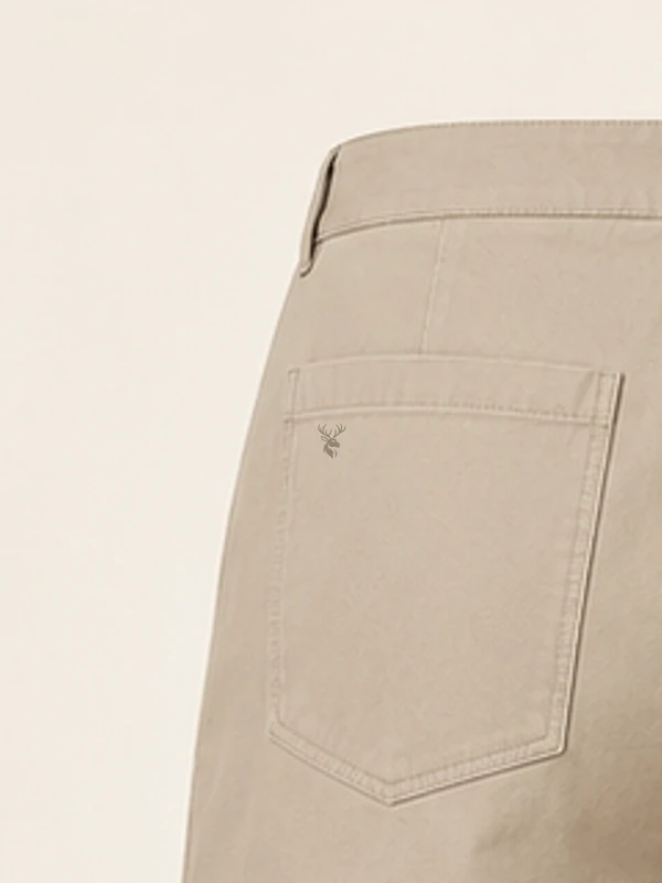 Solace Utility Bermuda — Stone, Detail view