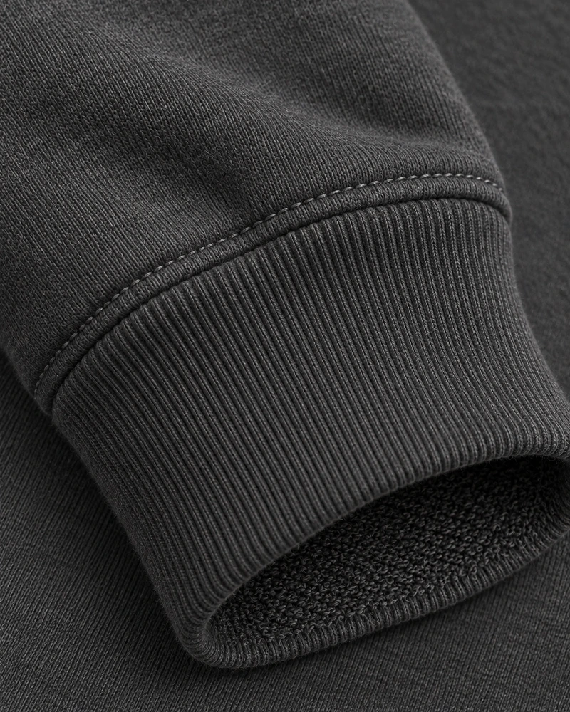 Gold Edition Men's Nocturne Raglan Half-Zip — Charcoal, Detail view